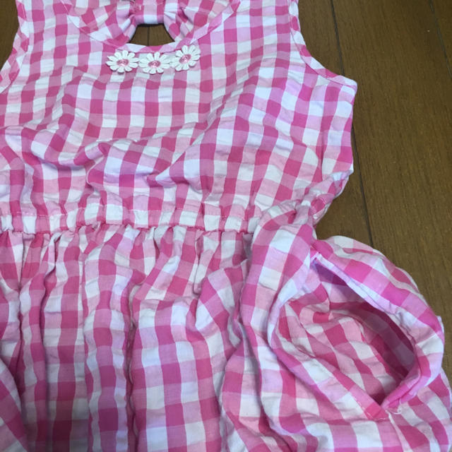 mmm様専用 未使用品 チェックワンピース 120センチ キッズ/ベビー/マタニティのキッズ服女の子用(90cm~)(ワンピース)の商品写真