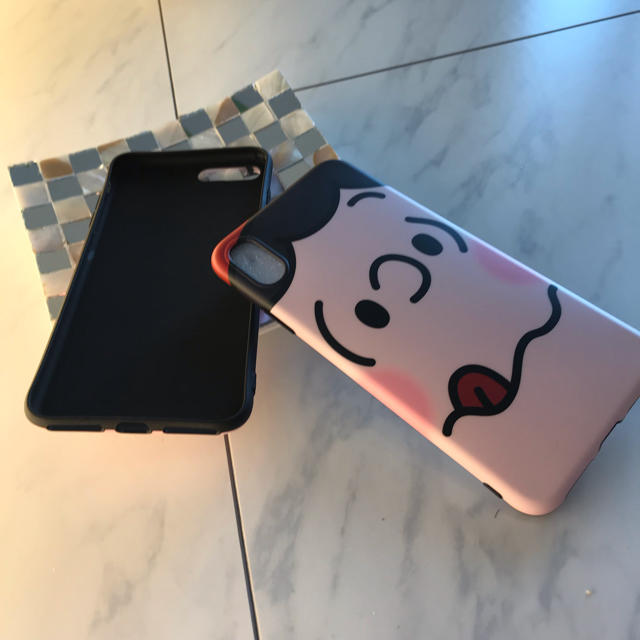 チャーリーブラウン　ルーシー　どあっぷが可愛い❤️人気の iPhoneケース スマホ/家電/カメラのスマホアクセサリー(iPhoneケース)の商品写真