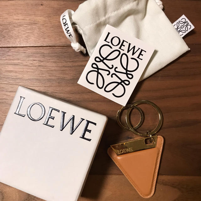 即出荷 waka プロフ必見様専用 美品 ロエベのキーホルダー nuseluj.com