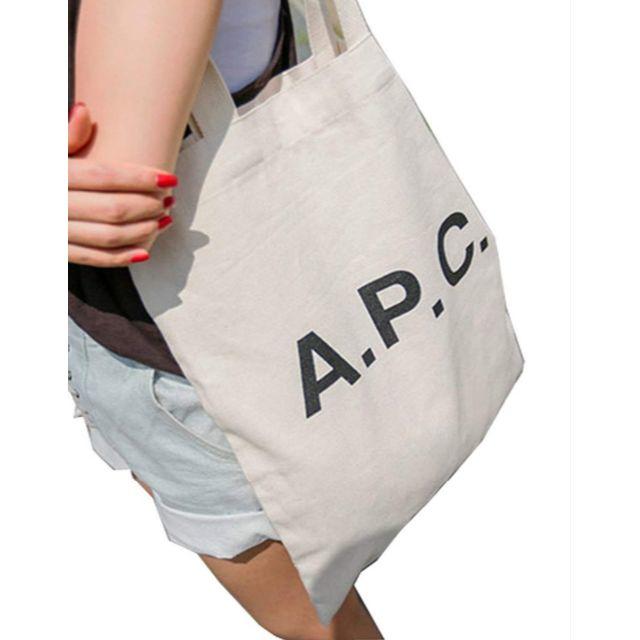 A.P.C(アーペーセー)の専用ページ A.P.C トートバッグ 白 レディースのバッグ(トートバッグ)の商品写真