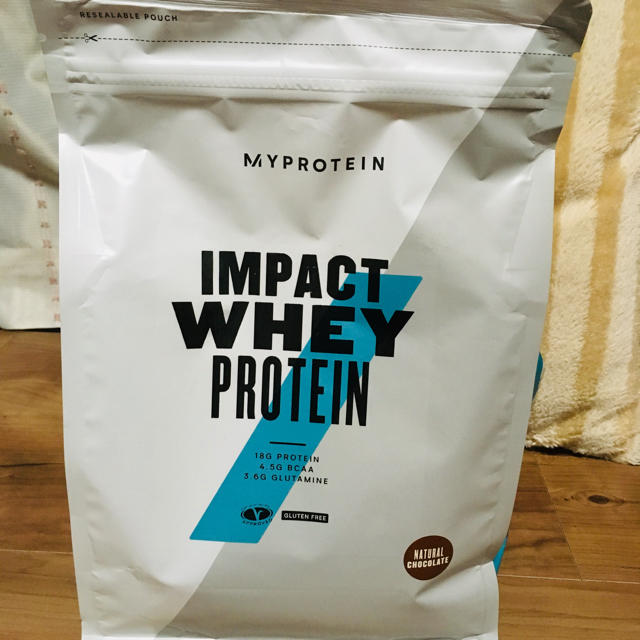 MYPROTEIN(マイプロテイン)のインパクトホエイ プロテイン チョコレート 1kg スポーツ/アウトドアのトレーニング/エクササイズ(トレーニング用品)の商品写真