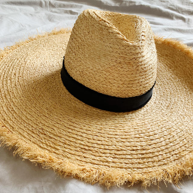 room306 CONTEMPORARY(ルームサンマルロクコンテンポラリー)のroom306 サマーフリンジ ラフィアハット レディースの帽子(麦わら帽子/ストローハット)の商品写真