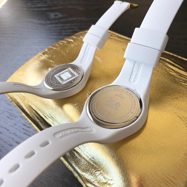 ice watch(アイスウォッチ)の【ice watch】ペア ゴールド&ホワイト(グリッター) レディースのファッション小物(腕時計)の商品写真
