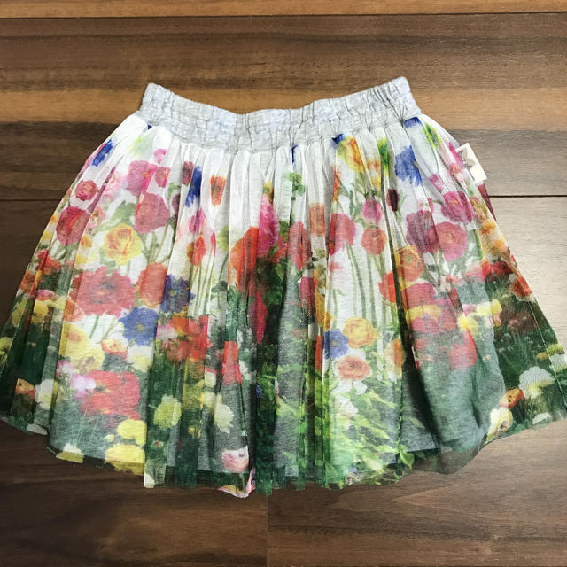 KP(ニットプランナー)のKP 花柄 転写スカート 110 キッズ/ベビー/マタニティのキッズ服女の子用(90cm~)(スカート)の商品写真