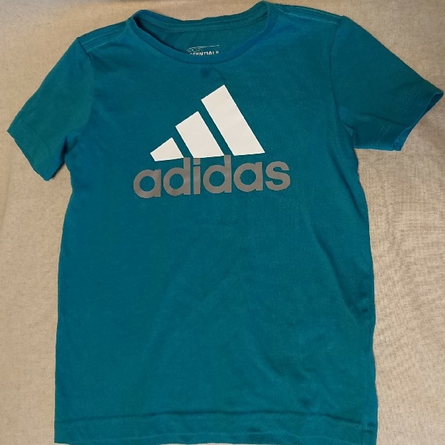 adidas(アディダス)のアディダス 半袖Tシャツ 130 男の子 キッズ/ベビー/マタニティのキッズ服男の子用(90cm~)(Tシャツ/カットソー)の商品写真