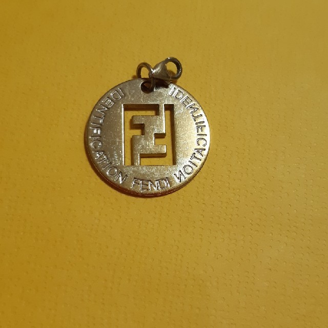 FENDI(フェンディ)のFENDI チャーム レディースのアクセサリー(ネックレス)の商品写真