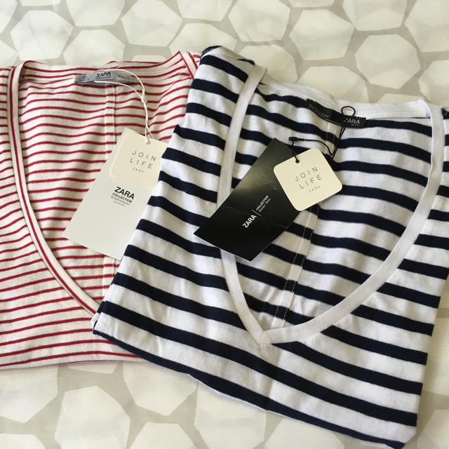 ZARA(ザラ)のタグ付新品 zara  Tシャツ 2枚セット  レディースのトップス(Tシャツ(半袖/袖なし))の商品写真