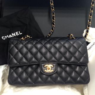 シャネル(CHANEL)の極美品 CHANEL マトラッセ ショルダー ブラック ゴールド キャビアスキン(ショルダーバッグ)