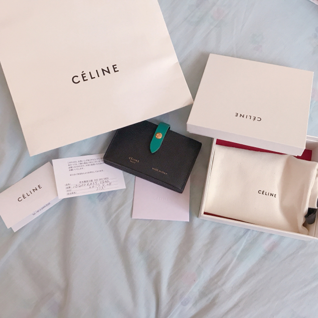 celine(セリーヌ)の最終価格 ！名古屋三越 購入 セリーヌ  カードケース  レディースのファッション小物(名刺入れ/定期入れ)の商品写真