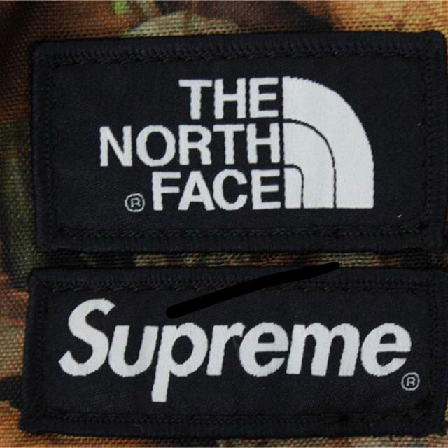 Supreme(シュプリーム)のSUPREME ノースフェイス 16AW Duffel リーフカモボストンバッグ メンズのバッグ(ショルダーバッグ)の商品写真
