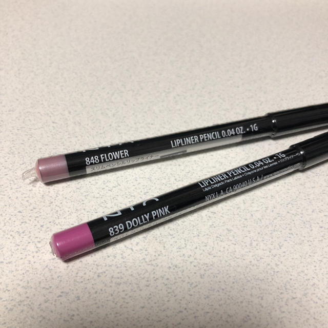 NYX スリムペンシルリップライナー 全８色 コスメ/美容のベースメイク/化粧品(リップライナー)の商品写真