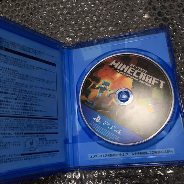 PlayStation4(プレイステーション4)のps4 マインクラフト MINECRAFT エンタメ/ホビーのゲームソフト/ゲーム機本体(家庭用ゲームソフト)の商品写真