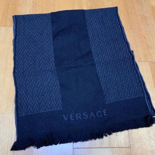 VERSACE(マフラー)のフリマアイテム一覧 VERSACE(マフラー)のフリマアイテム一覧