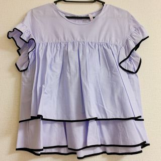 ザラ(ZARA)の【新品 未使用】ZARA ブルー フリル シャツ　トップス(シャツ/ブラウス(半袖/袖なし))