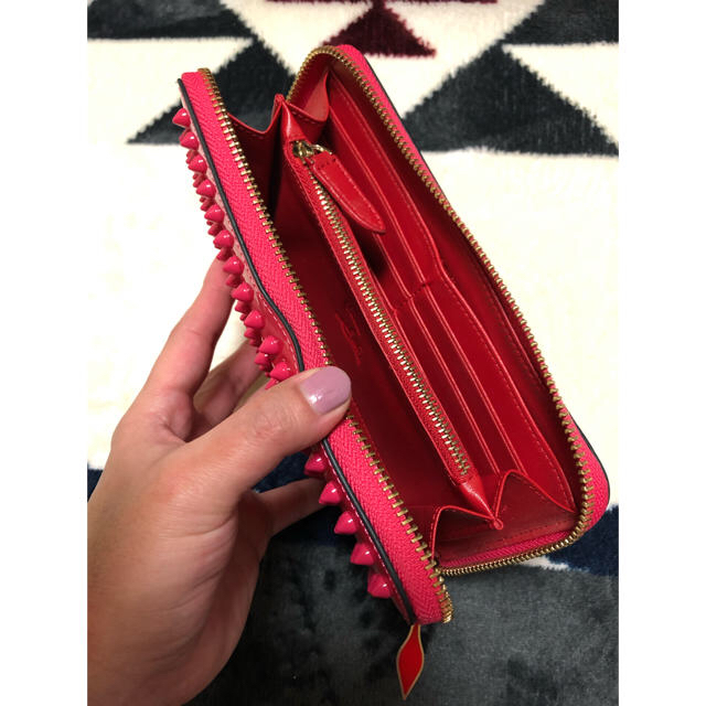Christian Louboutin(クリスチャンルブタン)の財布 ピンク レディースのファッション小物(財布)の商品写真