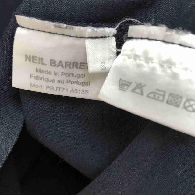NEIL BARRETT(ニールバレット)の正規 Neil Barrett ニールバレット Ｖネック Tシャツ メンズのトップス(Tシャツ/カットソー(半袖/袖なし))の商品写真