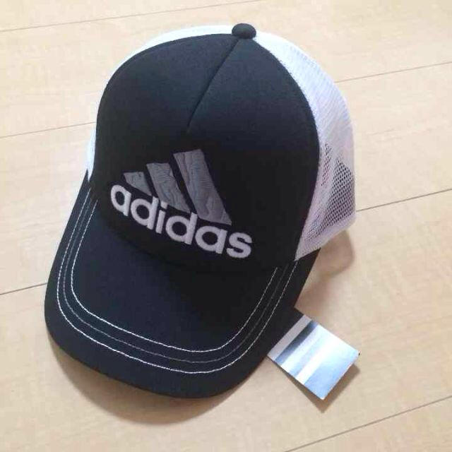 adidas(アディダス)のadidas キャップ 新品 メンズの帽子(キャップ)の商品写真