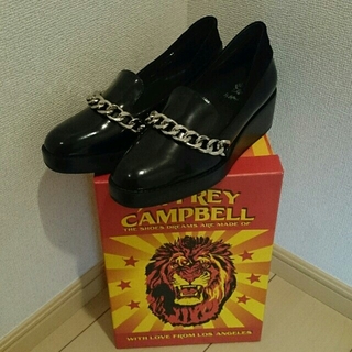 ジェフリーキャンベル(JEFFREY CAMPBELL)の完売 ROSE BUD 美品(ローファー/革靴)