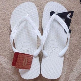 ハワイアナス(havaianas)のハワイアナス トップ ビーチサンダル ホワイト 約26.5-27.5（41-42(ビーチサンダル)