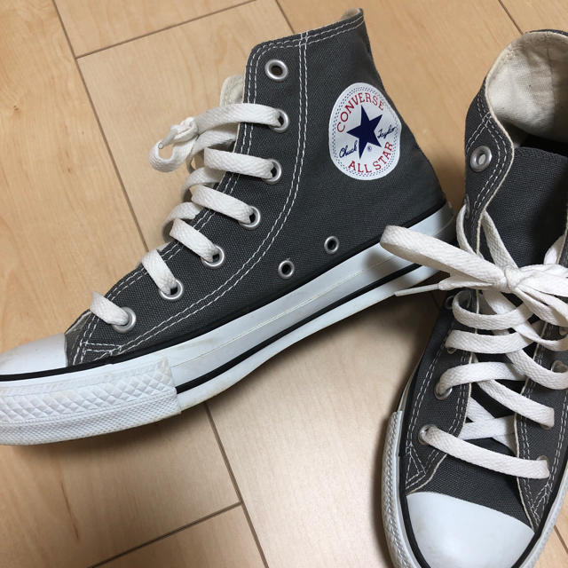 CONVERSE(コンバース)のコンバース☆美品☆グレー人気商品 レディースの靴/シューズ(スニーカー)の商品写真