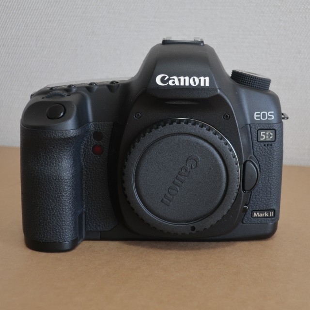 Canon(キヤノン)のEOS5Dmark2 スマホ/家電/カメラのカメラ(デジタル一眼)の商品写真
