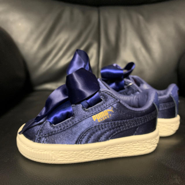 PUMA(プーマ)のプーマ サテン リボンシューズ キッズ/ベビー/マタニティのベビー靴/シューズ(~14cm)(スニーカー)の商品写真