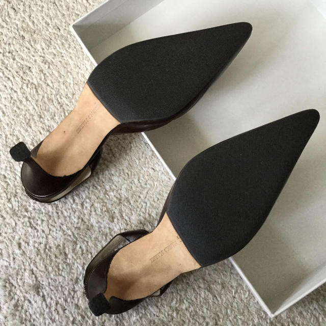 在庫超特価 MANOLO BLAHNIK - 美品!憧れのマノロブラニク キャロリン