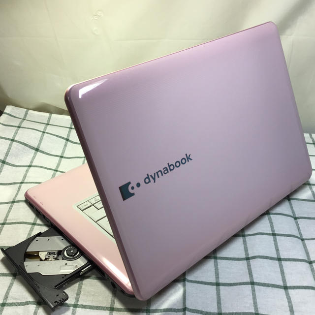 東芝(トウシバ)の東芝 dynabook ピンク windows10 office2016 スマホ/家電/カメラのPC/タブレット(ノートPC)の商品写真