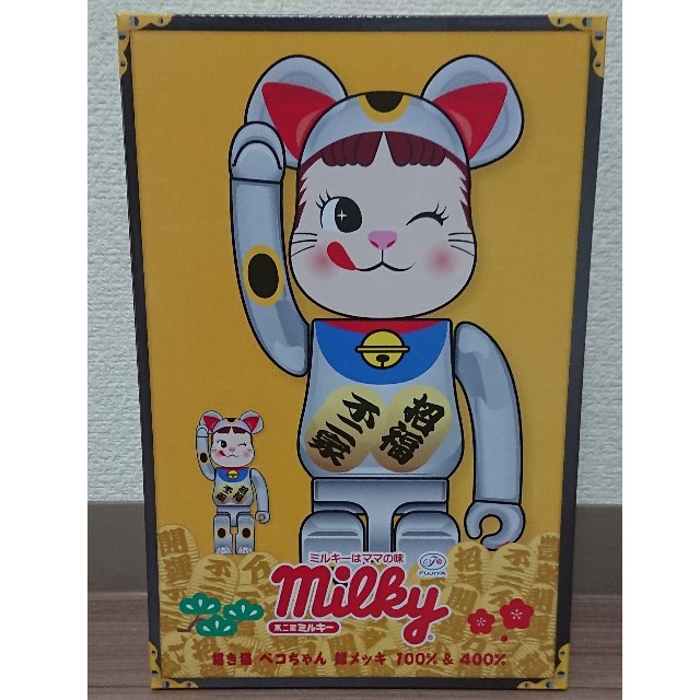 不二家(フジヤ)の新品 BE@RBRICK 招き猫 ペコちゃん 銀メッキ 100％ ＆ 400％  エンタメ/ホビーのフィギュア(その他)の商品写真