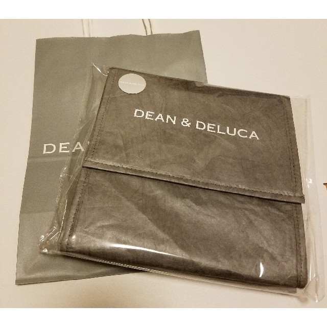 DEAN & DELUCA(ディーンアンドデルーカ)の【チャコールグレー】 DEAN&DELUCA ランチバッグ ゆうパケット発送 インテリア/住まい/日用品のキッチン/食器(弁当用品)の商品写真