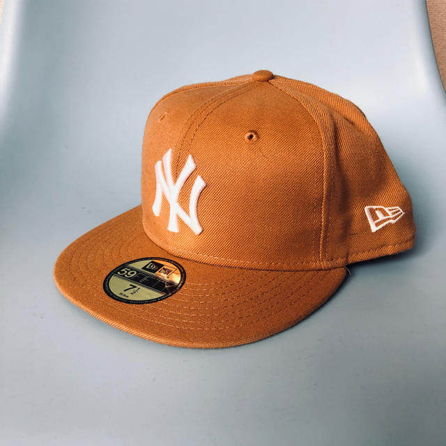 NEW ERA(ニューエラー)のnewera ニューエラ 7ハーフ 59センチベージュ メンズの帽子(キャップ)の商品写真