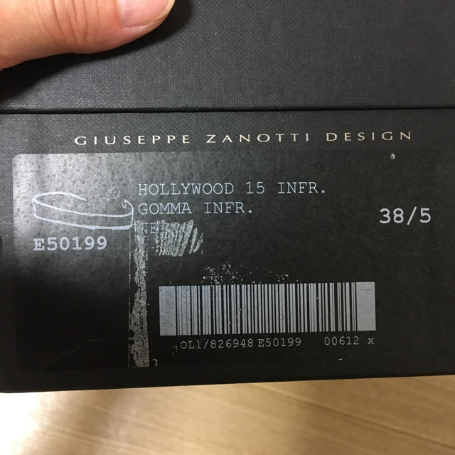 GIUZEPPE ZANOTTI(ジュゼッペザノッティ)の未使用 GIUSEPPE ZANOTTIチェーンビーチサンダル38 レディースの靴/シューズ(ビーチサンダル)の商品写真