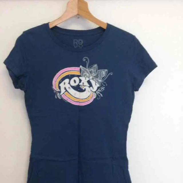 Roxy(ロキシー)の【新品未着用】ハワイで購入✴︎ROXY レディースTシャツ レディースのトップス(Tシャツ(半袖/袖なし))の商品写真