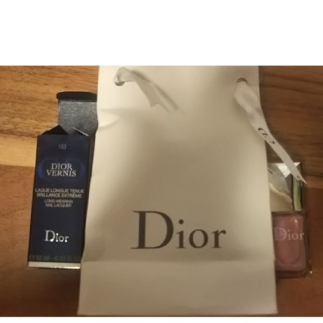 Christian Dior(クリスチャンディオール)のディオール ネイル コスメ/美容のネイル(マニキュア)の商品写真