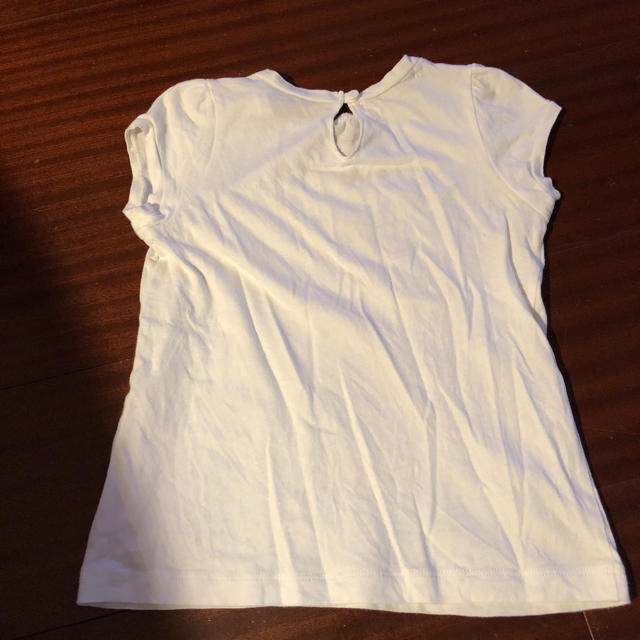 Bonpoint(ボンポワン)のボンポワン 白色Tシャツ サイズ2【予約済】 キッズ/ベビー/マタニティのキッズ服女の子用(90cm~)(Tシャツ/カットソー)の商品写真