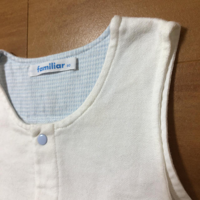 familiar(ファミリア)のファミリア ベスト チョッキ 80 キッズ/ベビー/マタニティのベビー服(~85cm)(ジャケット/コート)の商品写真