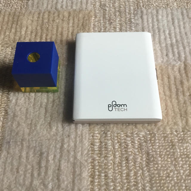 PloomTECH(プルームテック)の[ 新品 ] Ploom TECH ケース・デザインデバイスセット002 メンズのファッション小物(タバコグッズ)の商品写真