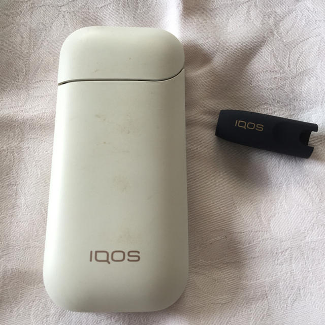 IQOS(アイコス)のIQOS 充電器 スマホ/家電/カメラのスマートフォン/携帯電話(バッテリー/充電器)の商品写真