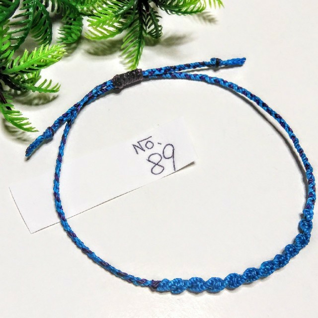 №89メンズにも!刺繍糸のミサンガとは異なります!水に強いコードの