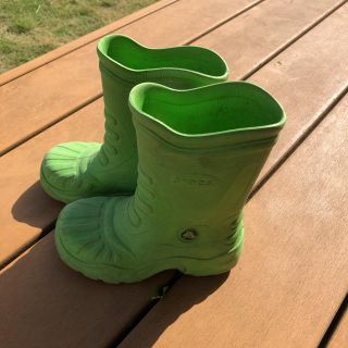 クロックス(crocs)の子供長靴値下げしました(長靴/レインシューズ)