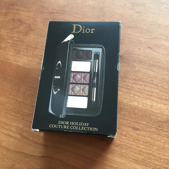 Christian Dior(クリスチャンディオール)のクリスチャンディオール 2017年クリスマスコフレ アイパレット コスメ/美容のキット/セット(コフレ/メイクアップセット)の商品写真