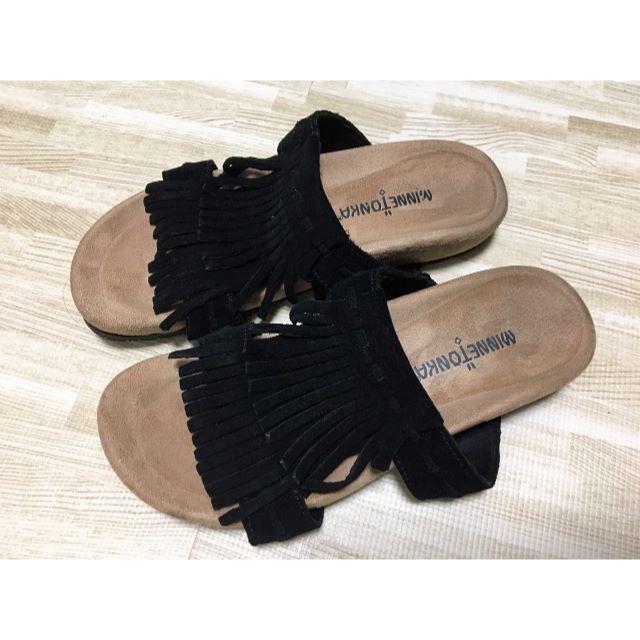 Minnetonka(ミネトンカ)の★ミネトンカ MINNETONKA DAISY フリンジサンダル　ブラック レディースの靴/シューズ(サンダル)の商品写真