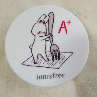 イニスフリー(Innisfree)のイニスフリー　ノーセバムミネラルパウダー2019限定デザイン#2(フェイスパウダー)