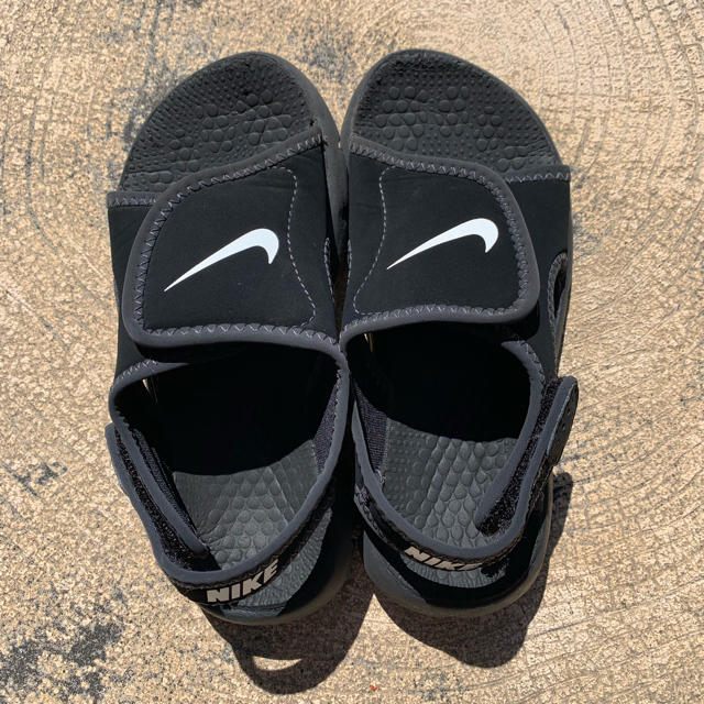 NIKE(ナイキ)のNIKE サンダル18㎝ キッズ/ベビー/マタニティのキッズ靴/シューズ(15cm~)(サンダル)の商品写真