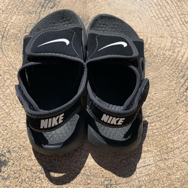 NIKE(ナイキ)のNIKE サンダル18㎝ キッズ/ベビー/マタニティのキッズ靴/シューズ(15cm~)(サンダル)の商品写真