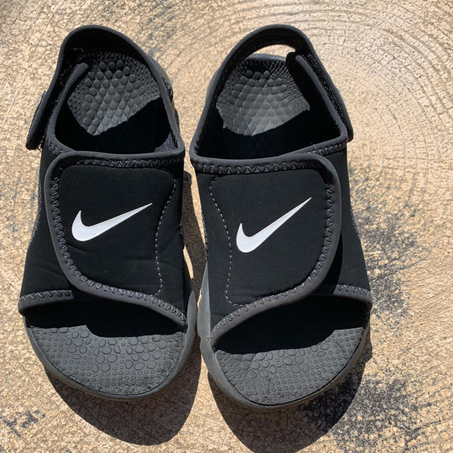 NIKE(ナイキ)のNIKE サンダル18㎝ キッズ/ベビー/マタニティのキッズ靴/シューズ(15cm~)(サンダル)の商品写真