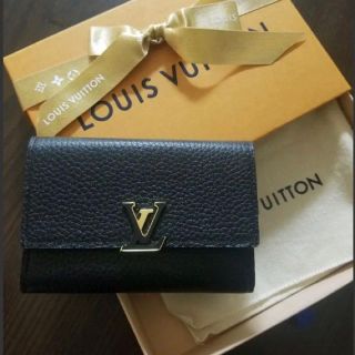 ルイヴィトン(LOUIS VUITTON)のたーな様専用 ヴィトン カプシーヌ 財布(財布)