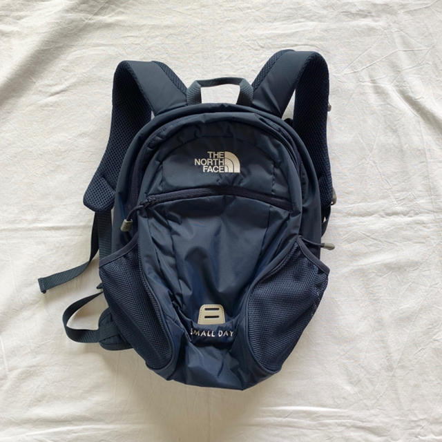 THE NORTH FACE(ザノースフェイス)のthe north face キッズ リュック small day キッズ/ベビー/マタニティのこども用バッグ(リュックサック)の商品写真