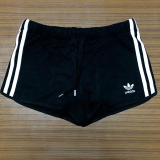 アディダス(adidas)のadidas originals アディダス パンツ ショートパンツ 新作 新品(ショートパンツ)