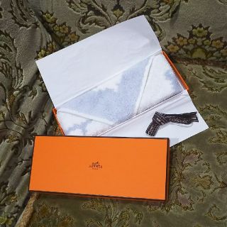 エルメス(Hermes)の未使用♡エルメスカレ アニモー・ピクセル♡ハンドタオル(ハンカチ)